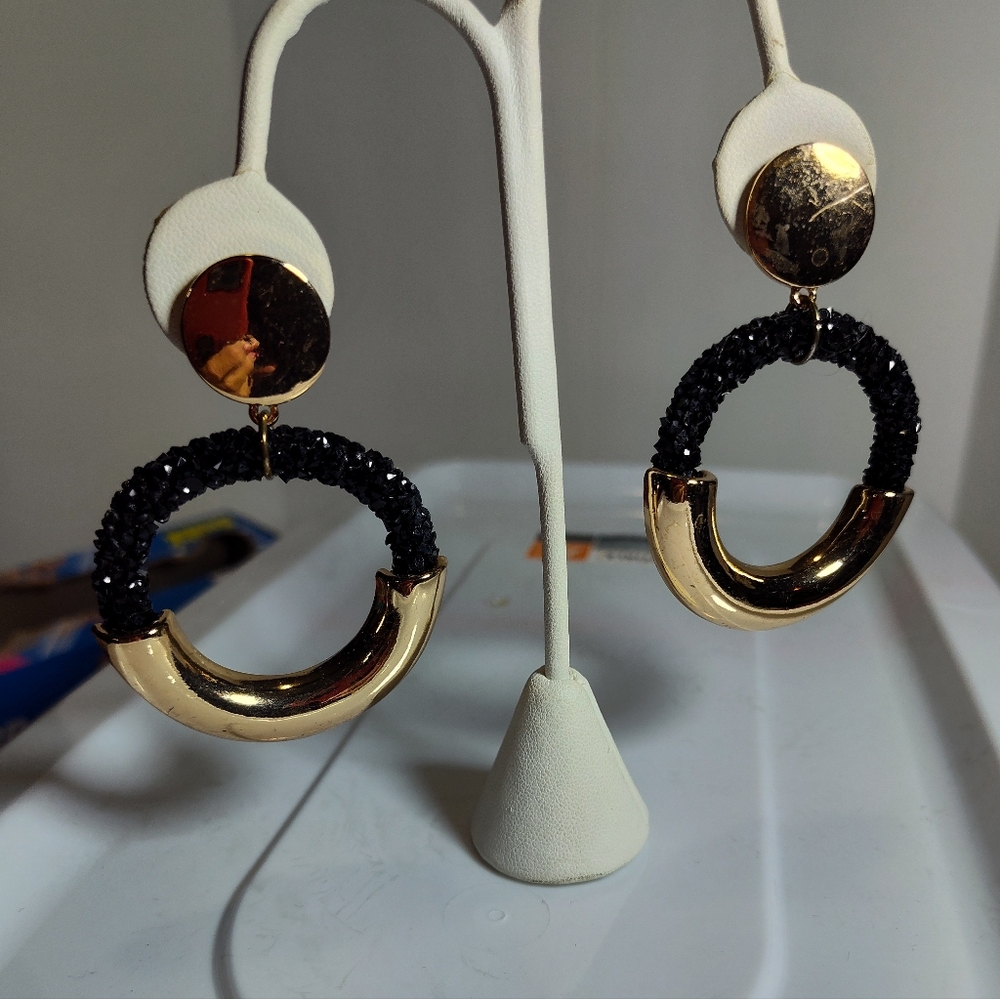 Elegant Gold and Black Beaded  Hoop Earrings
